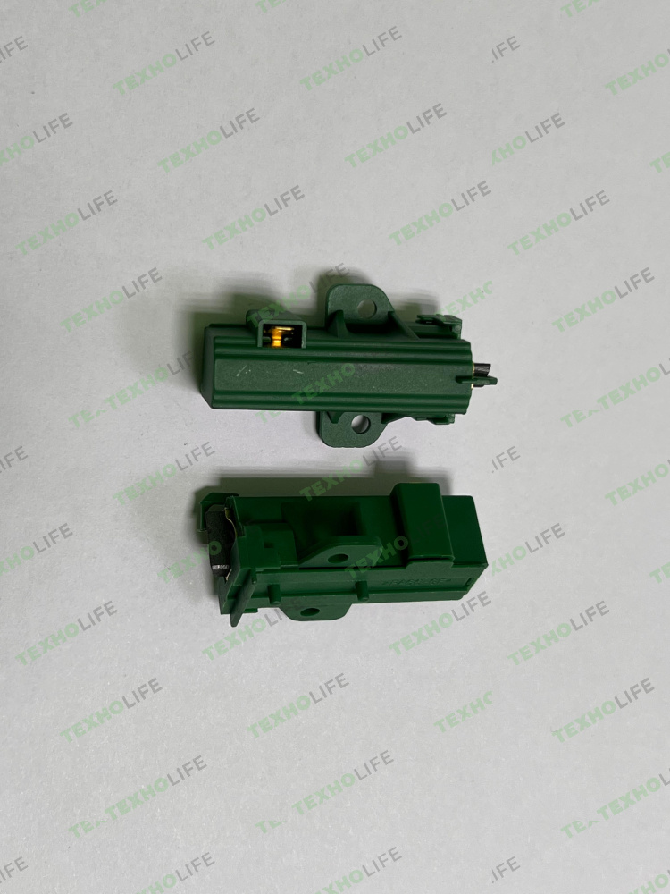 Щетки электродвигателя стиральной машины, 5*13,5*32мм, в корпусе, Indesit, Whirlpool, C00114885