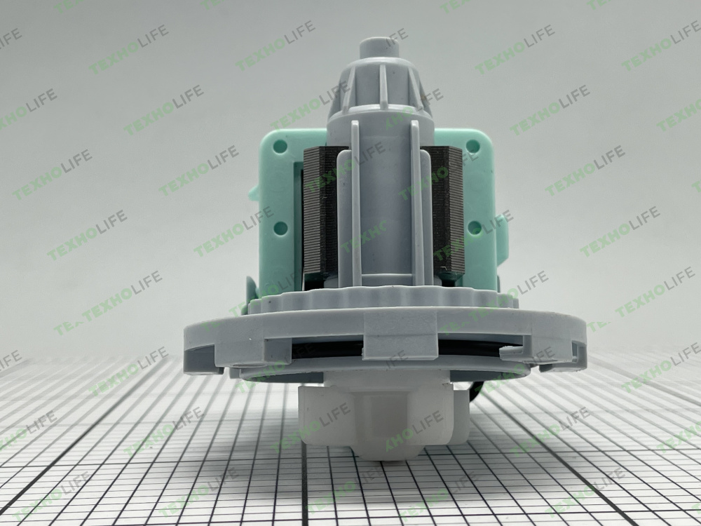 Насос стиральной машины, 40W, на 8 защелках, фишка вперед