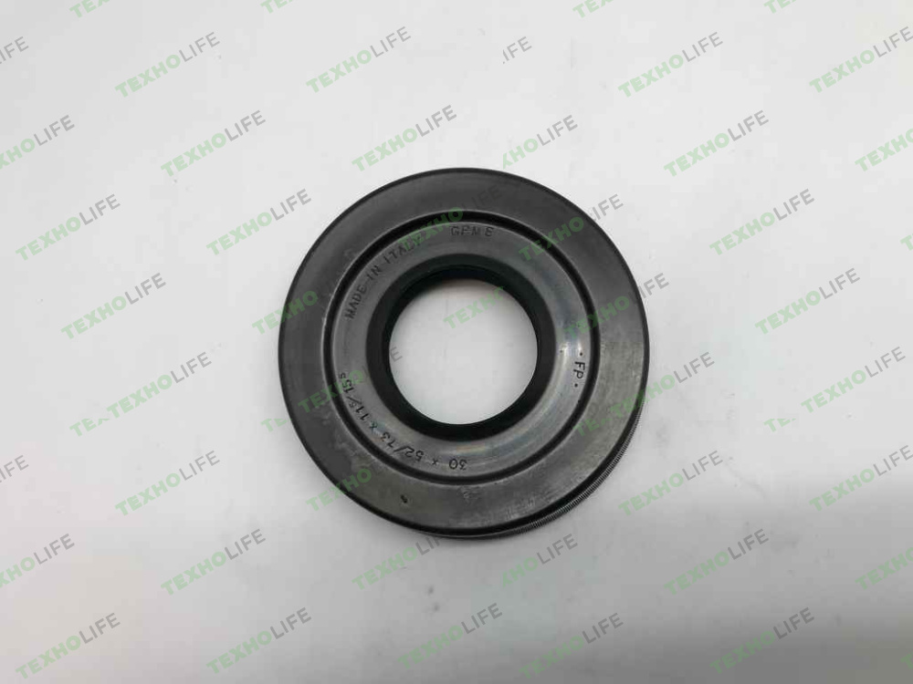 Сальник бака 30*52/73*11.5/15.5 1.07.029.00