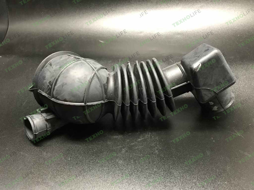 Патрубок слива Indesit C00379328