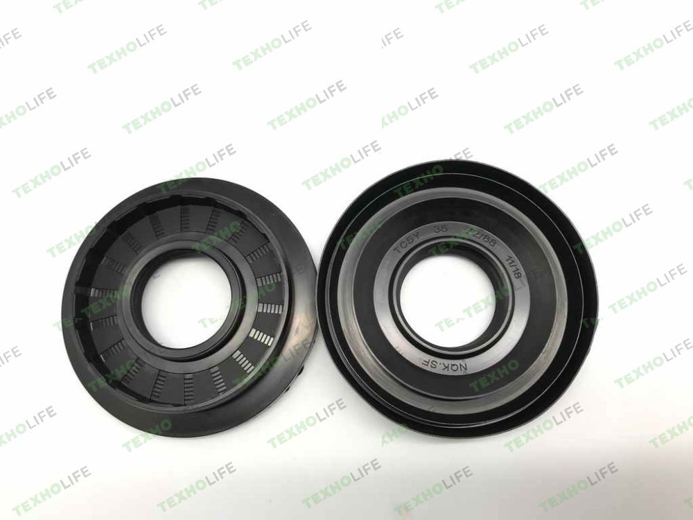 Сальник бака 35*72/88*11/18 NQK