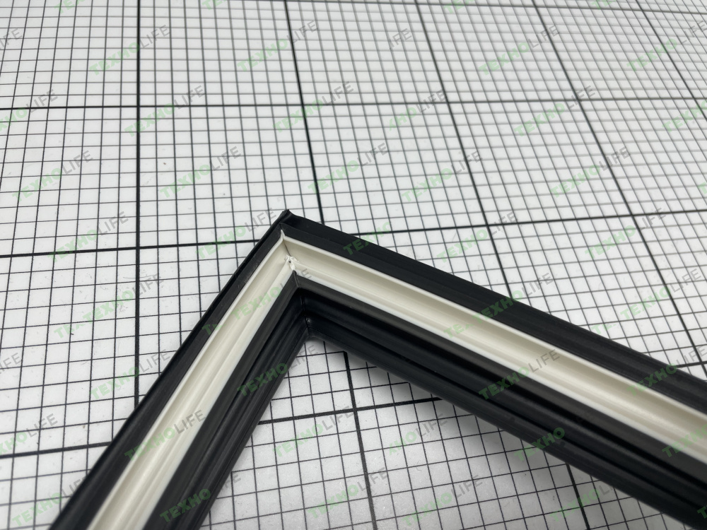 Уплотнитель холодильника, Electrolux, Zanussi, Aeg, 2085496046, 577*681мм, Оригинал